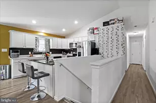 1496 Rolling Ln, Harpers Ferry, WV 25425 - Photo 3