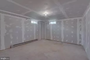 304 S Reymann St, Ranson, WV 25438 - Photo 29