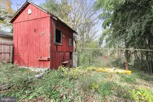 207 W High St, Shepherdstown, WV 25443 - Photo 41