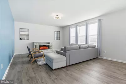 889 Barksdale Drive, Charles Town, WV 25414 - Photo 7