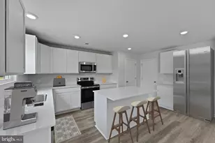 47 Vernon St, Charles Town, WV 25414 - Photo 7