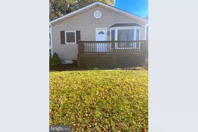 868 Jefferson Avenue, Charles Town, WV 25414 - Photo 3