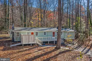 572 Johnnycake Ln, Harpers Ferry, WV 25425 - Photo 3