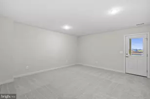 132 Monroe Ave, Ranson, WV 25438 - Photo 27