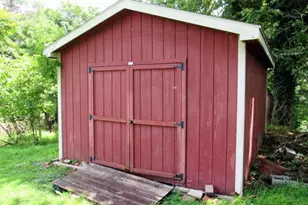 491 Washington St, Harpers Ferry, WV 25425 - Photo 17