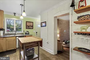 8709 Shepherdstown Pike, Shepherdstown, WV 25443 - Photo 5