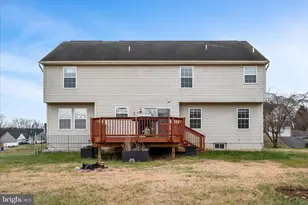 211 Stratus Dr, Kearneysville, WV 25430 - Photo 3