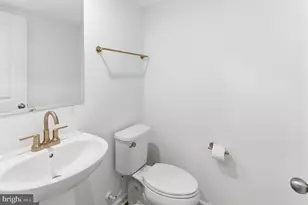 298 Armistead Pl, Charles Town, WV 25414 - Photo 31