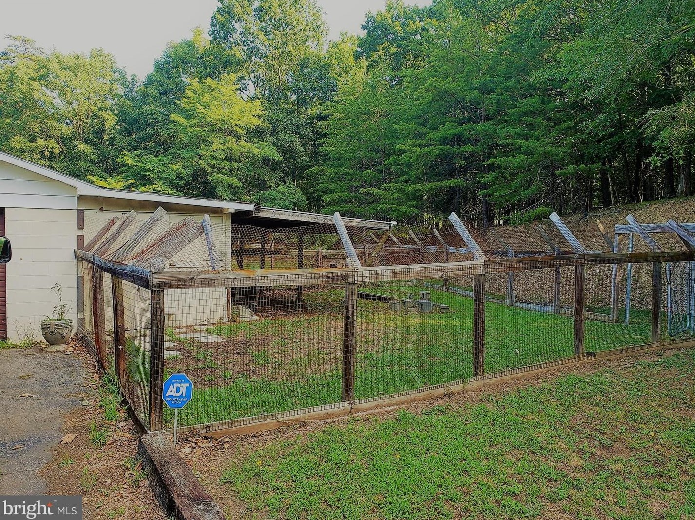 600 Forest Glen Rd, Fort Ashby WV 26719 exterior