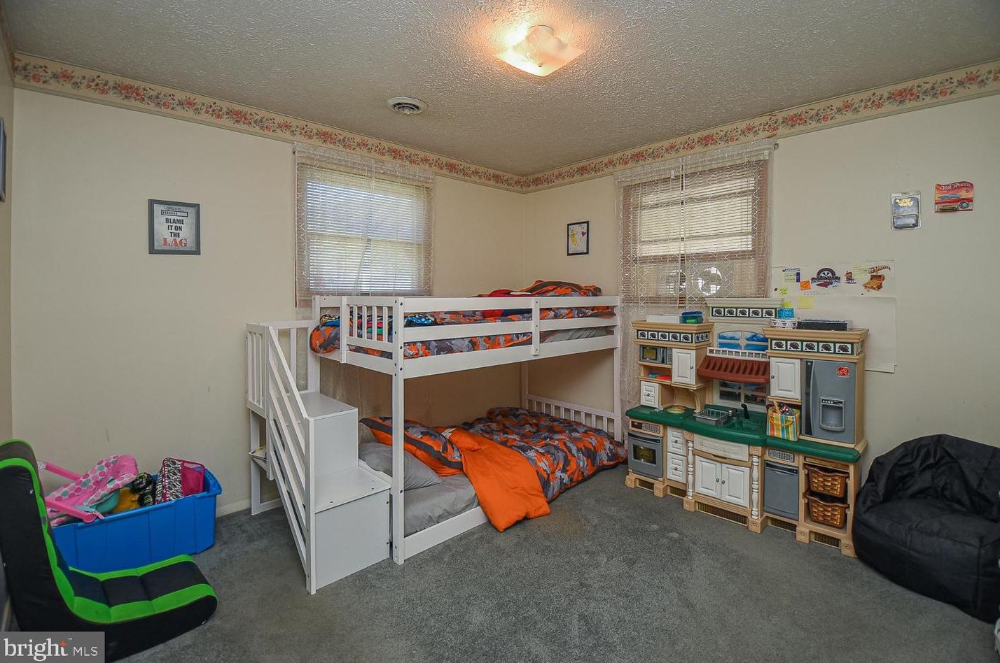 47 Nightingale St, Medley WV  26726-9458 exterior