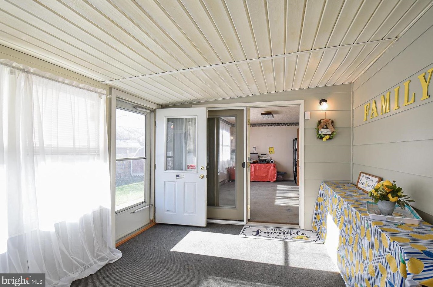 47 Nightingale St, Medley WV  26726-9458 exterior