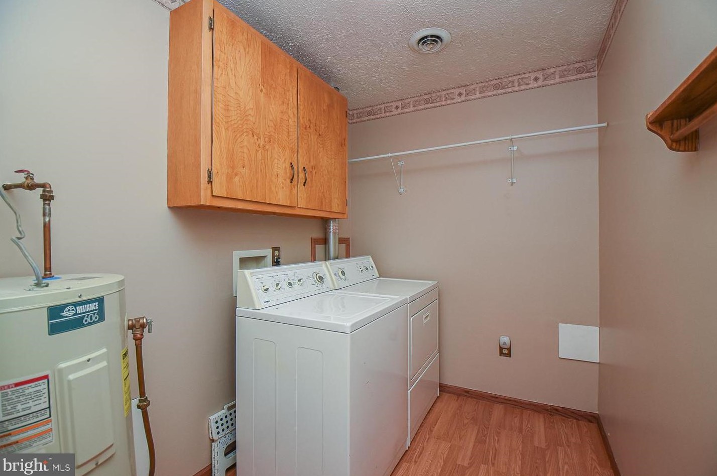 47 Nightingale St, Medley WV  26726-9458 exterior