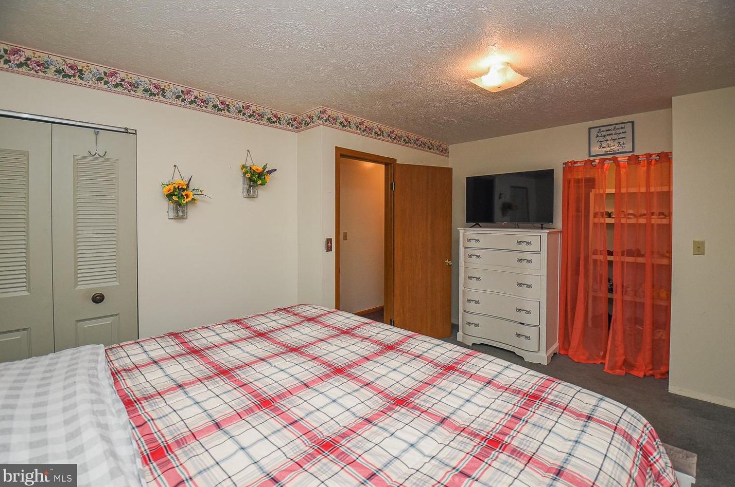 47 Nightingale St, Medley WV  26726-9458 exterior