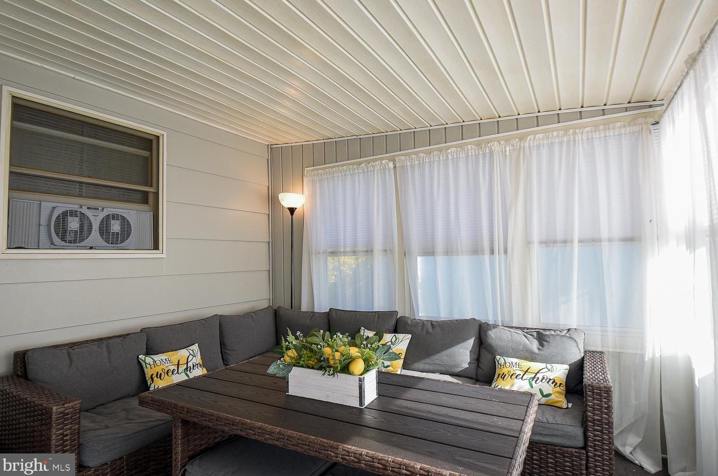 47 Nightingale St, Medley WV  26726-9458 exterior