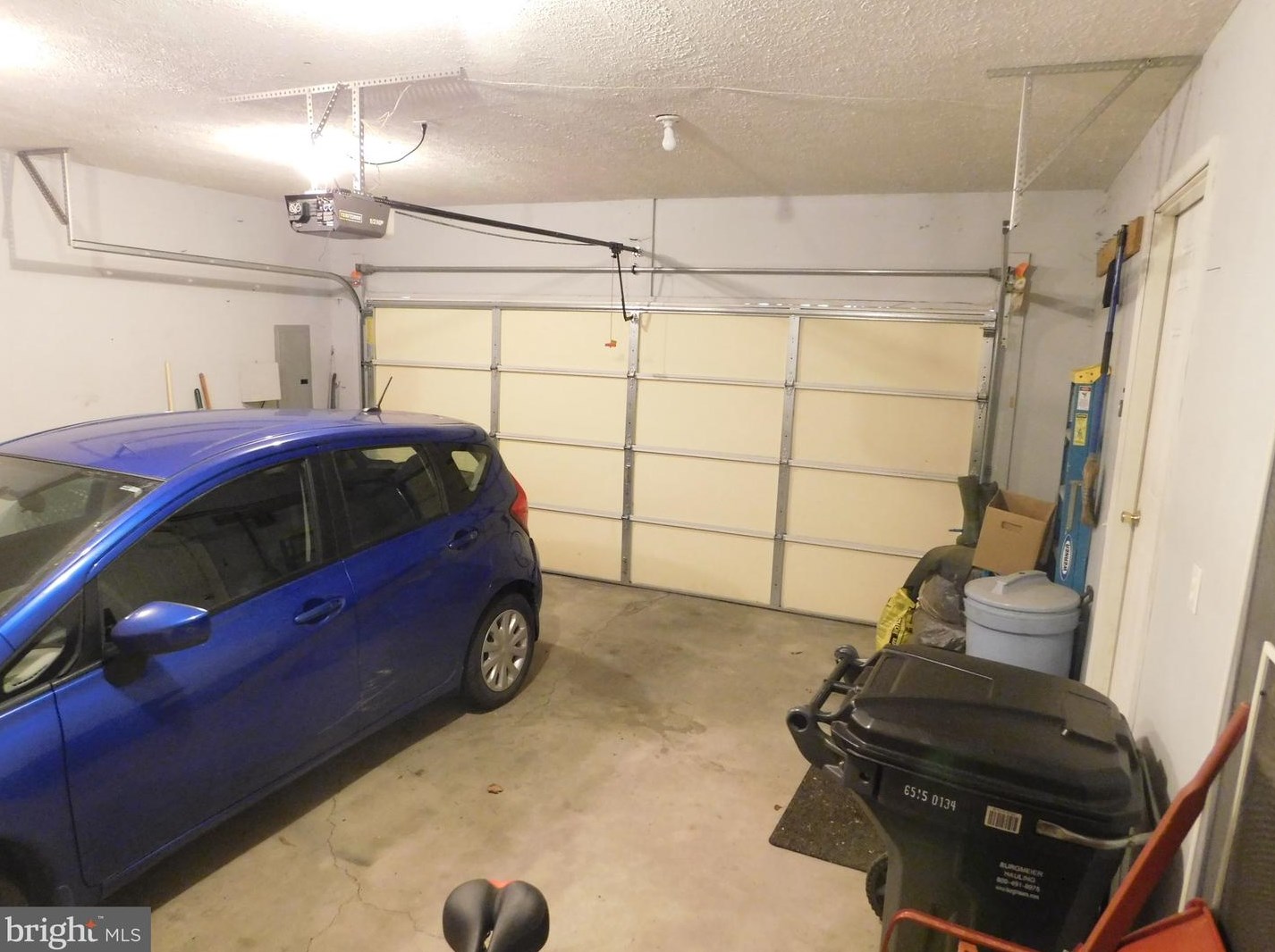 30 Paris Cir, Medley WV 26726-5018 exterior