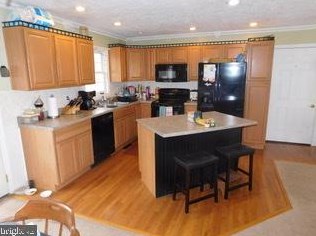 30 Paris Cir, Medley WV 26726-5018 exterior