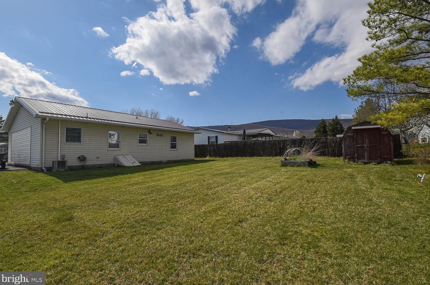328 Trenum Dr, Medley WV  26726 exterior