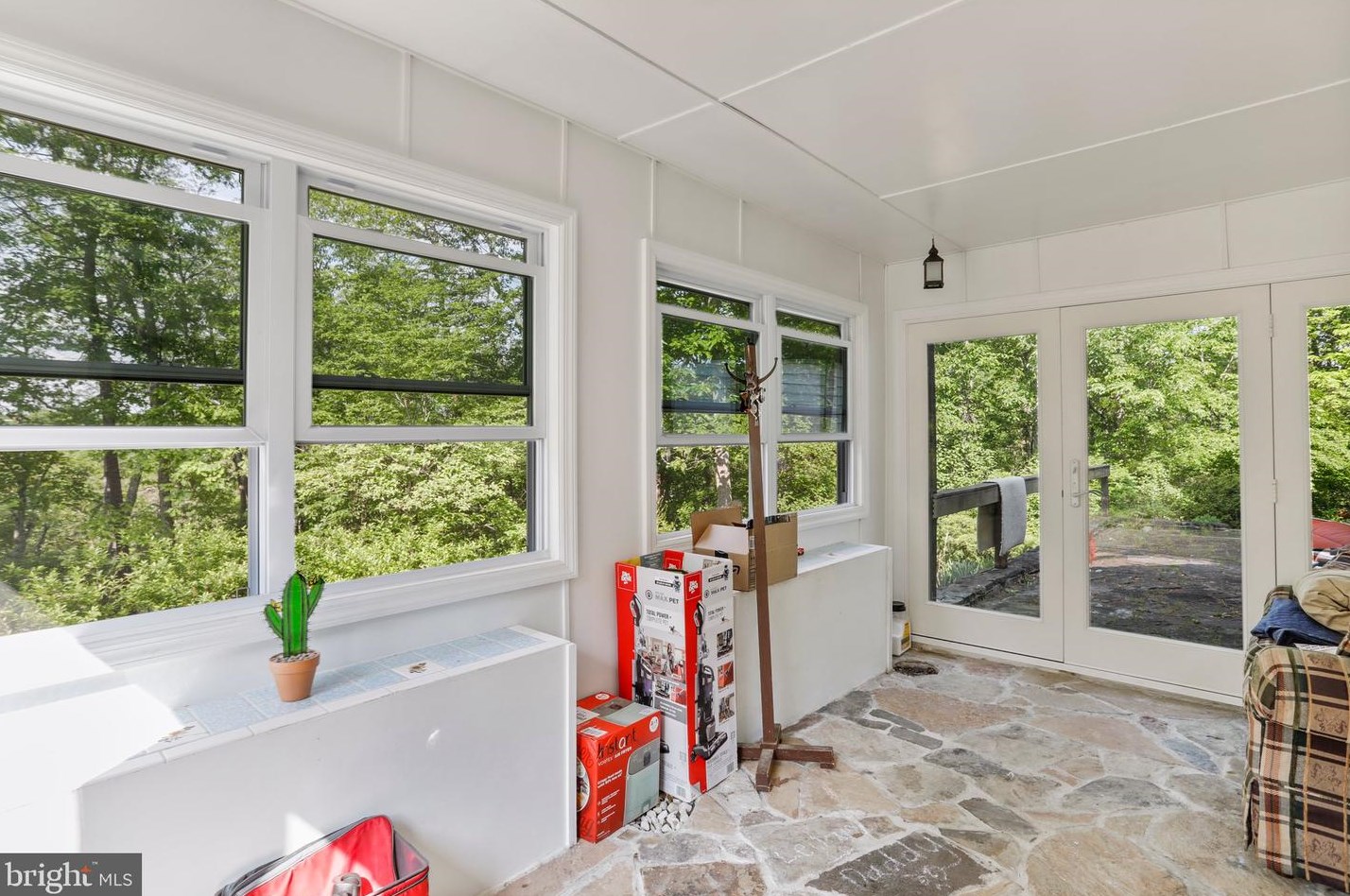 78 High Point Cir, Fort Ashby WV  26719 exterior