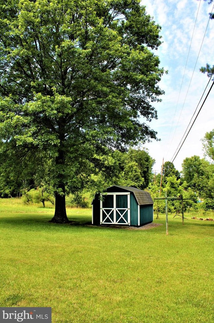 5374 Knobley Rd, Medley WV  26726 exterior