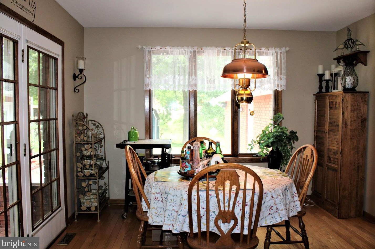 5374 Knobley Rd, Medley WV  26726 exterior