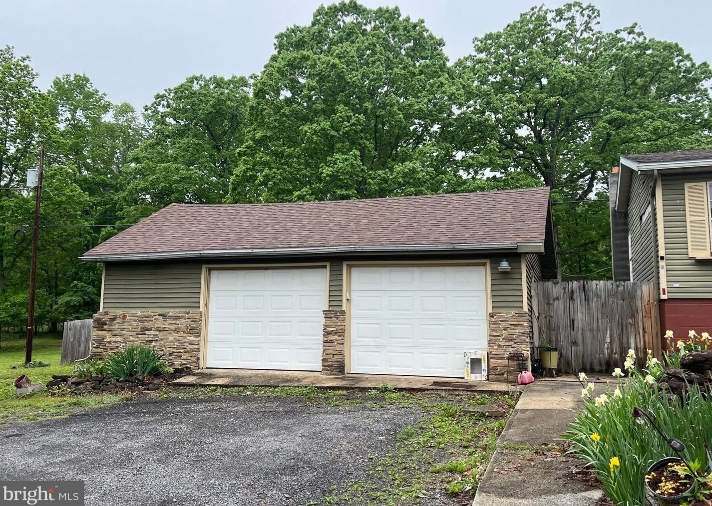 6172 Knobley Rd, Medley WV 26726 exterior