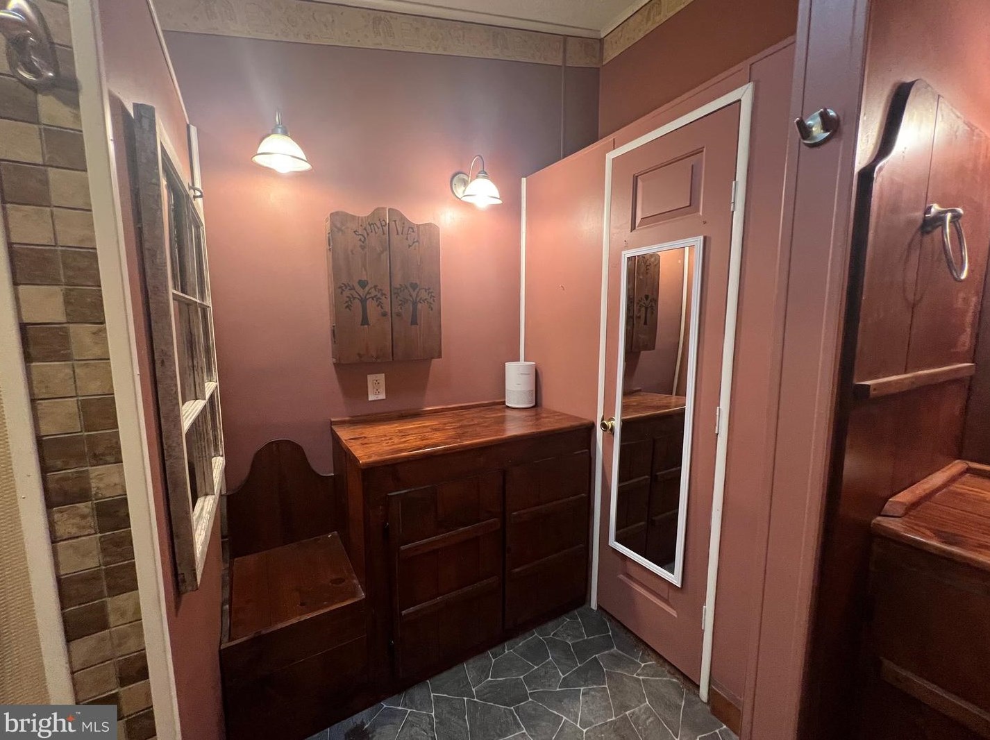 6172 Knobley Rd, Medley WV 26726 exterior