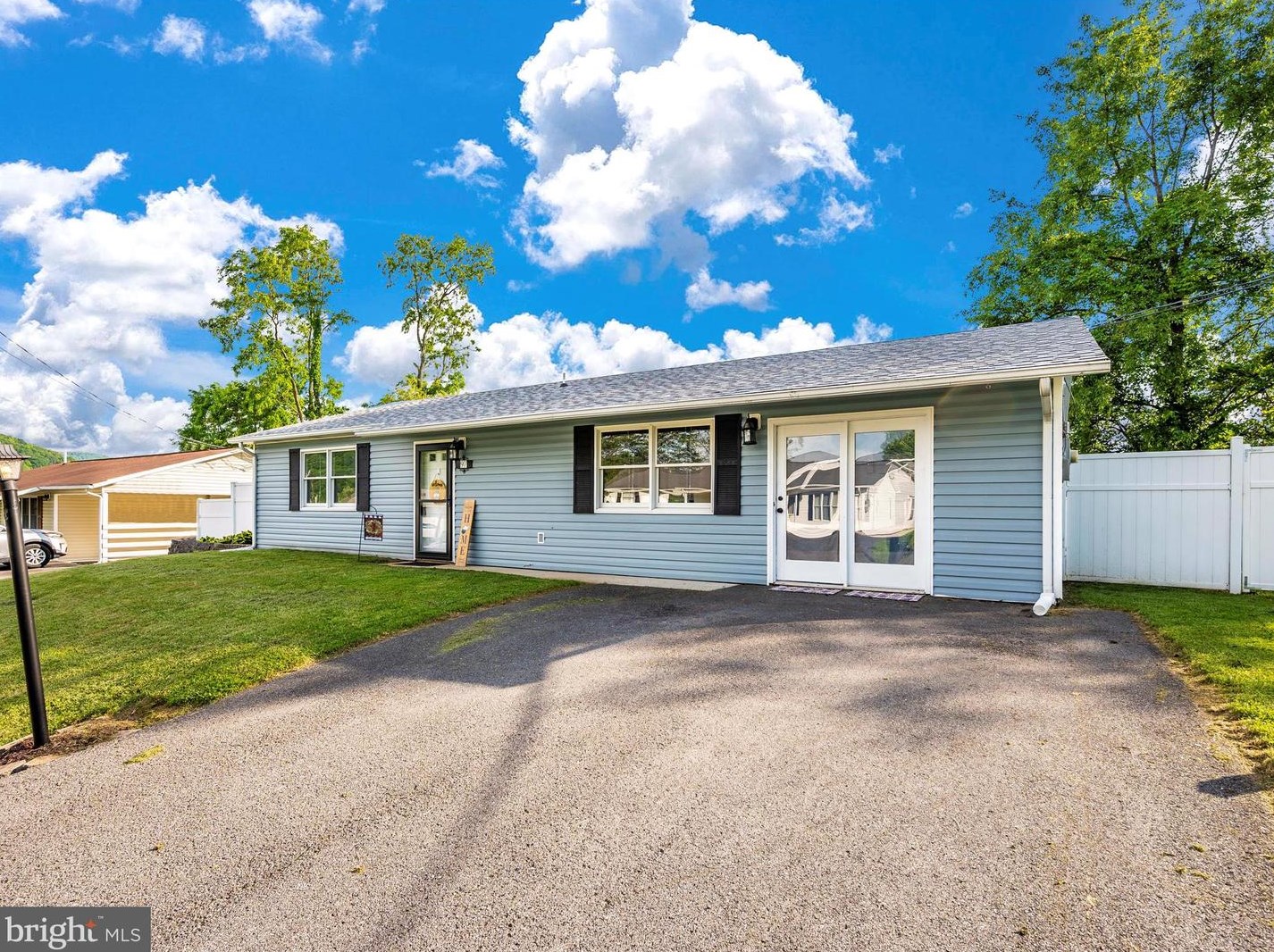 97 Cardinal Ter, Medley WV  26726-9477 exterior