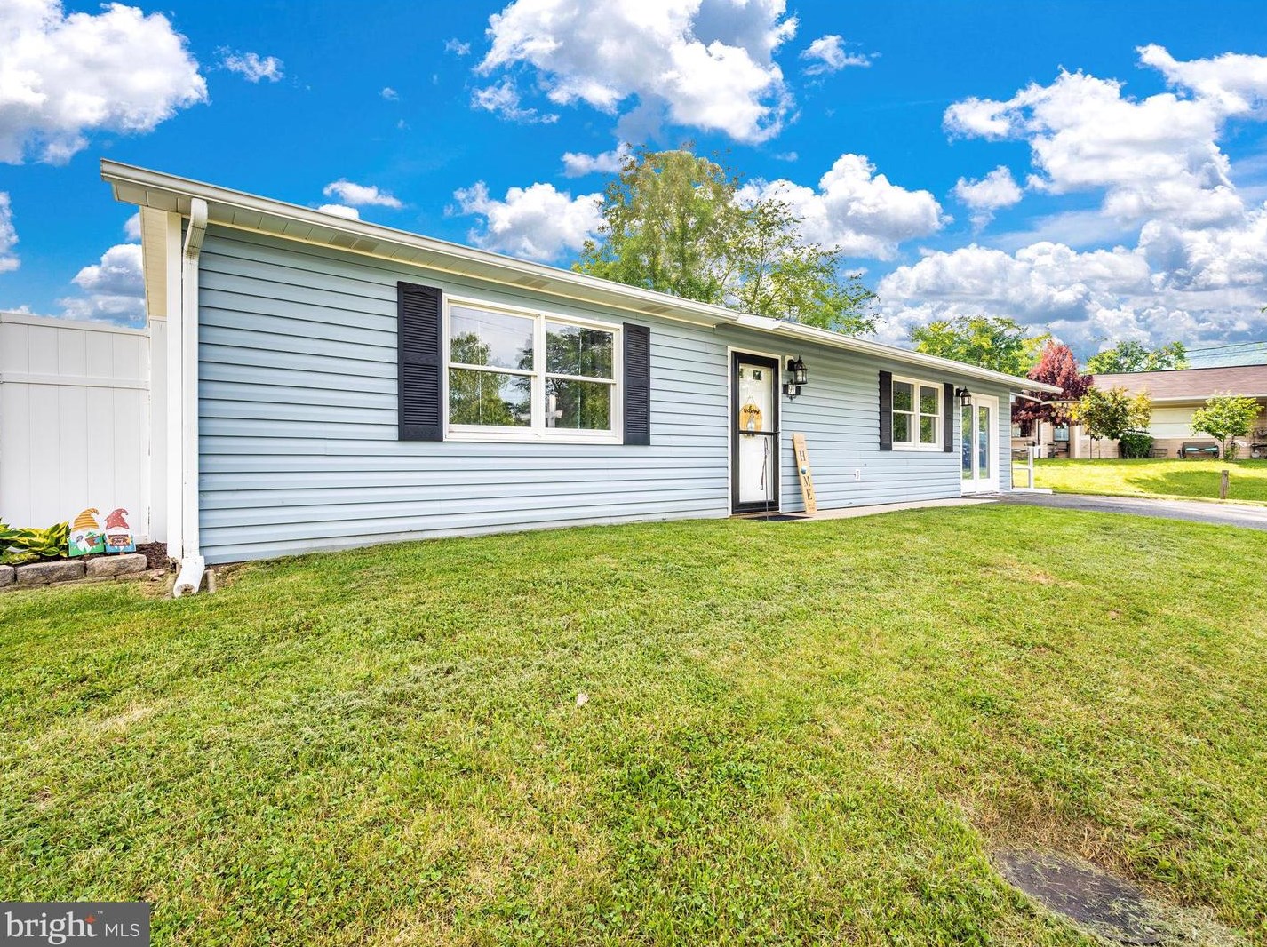 97 Cardinal Ter, Medley WV  26726-9477 exterior