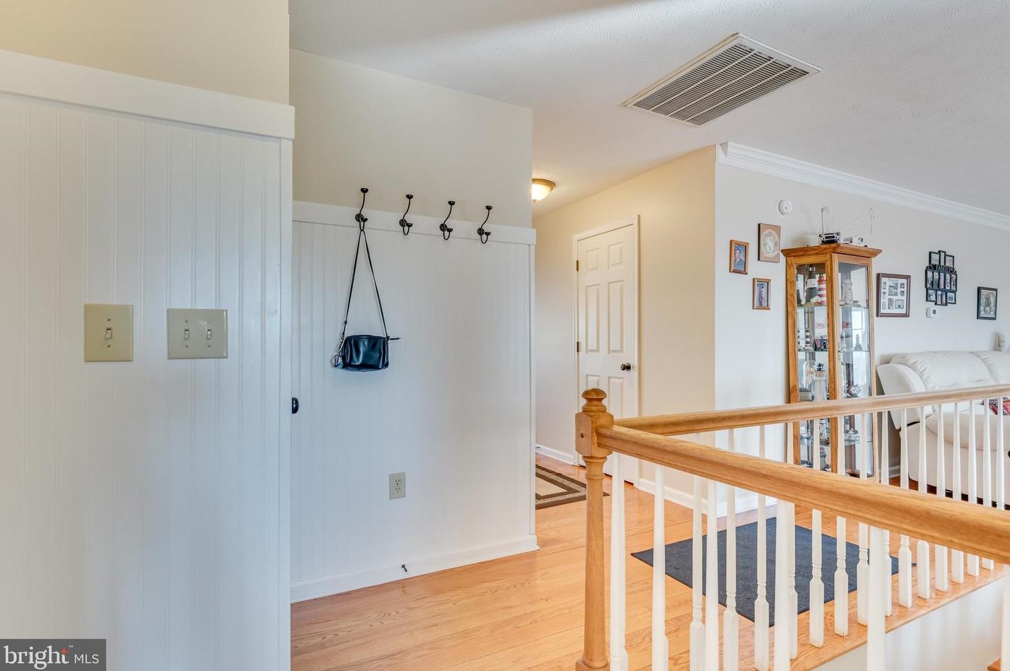 1942 Fairview Dr, Berkeley Springs WV  25411-3219 exterior