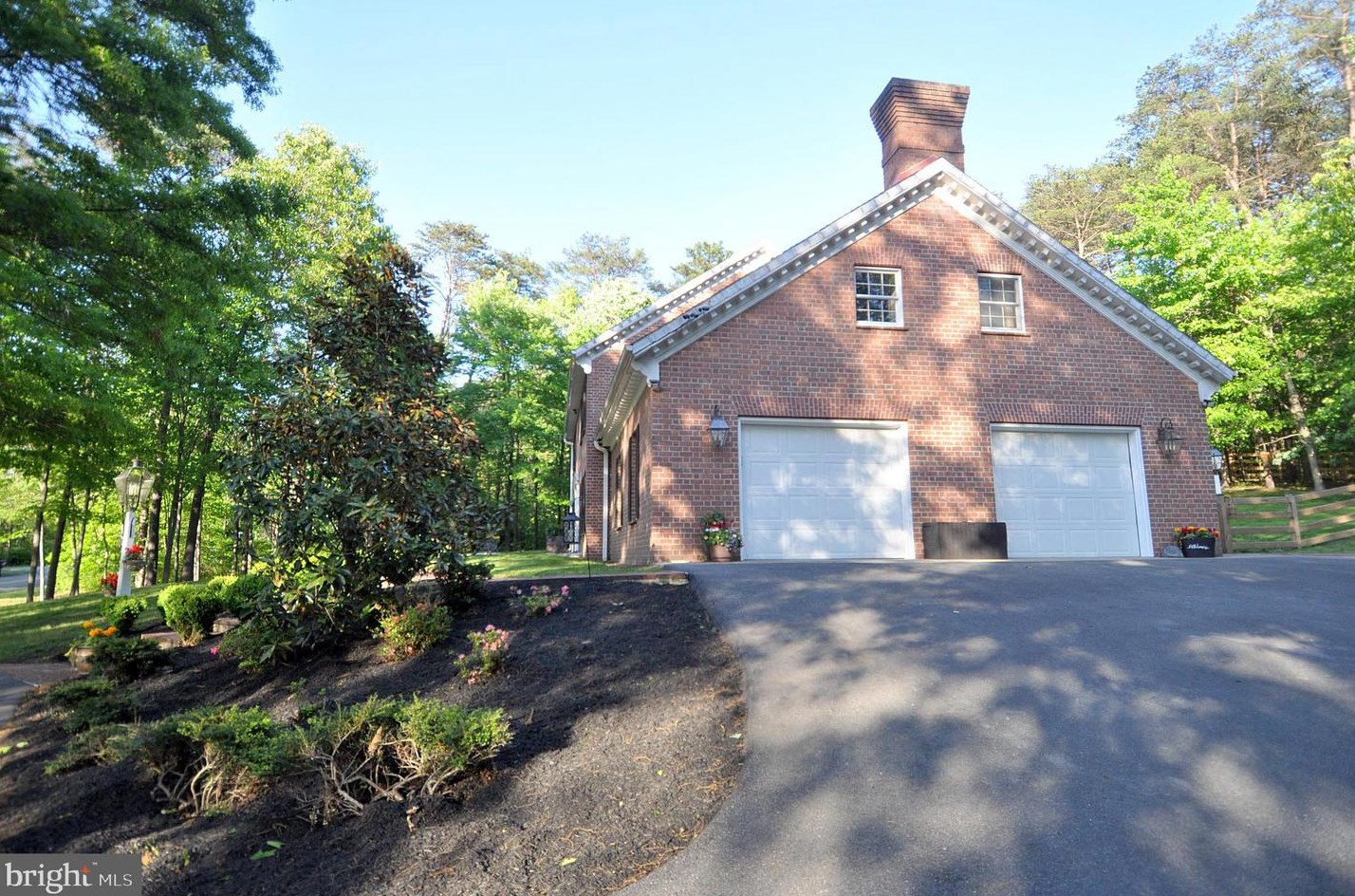 314 Shirley Dr, Berkeley Springs WV  25411-4966 exterior