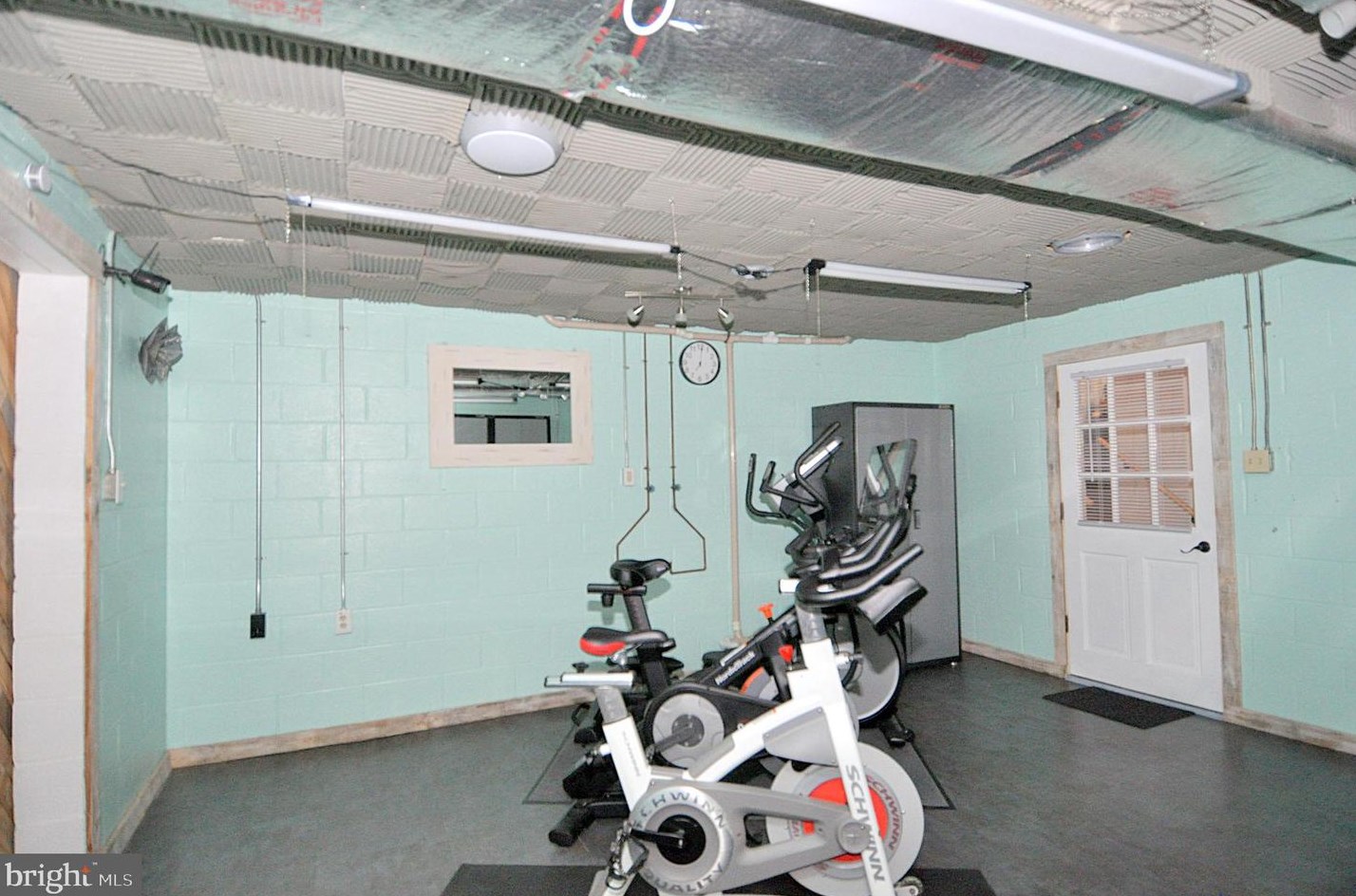 314 Shirley Dr, Berkeley Springs WV  25411-4966 exterior