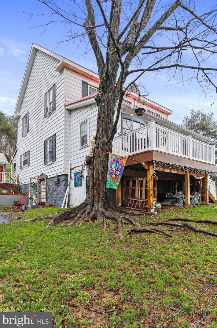 845 Martinsburg Rd, Berkeley Springs WV  25411-3538 exterior