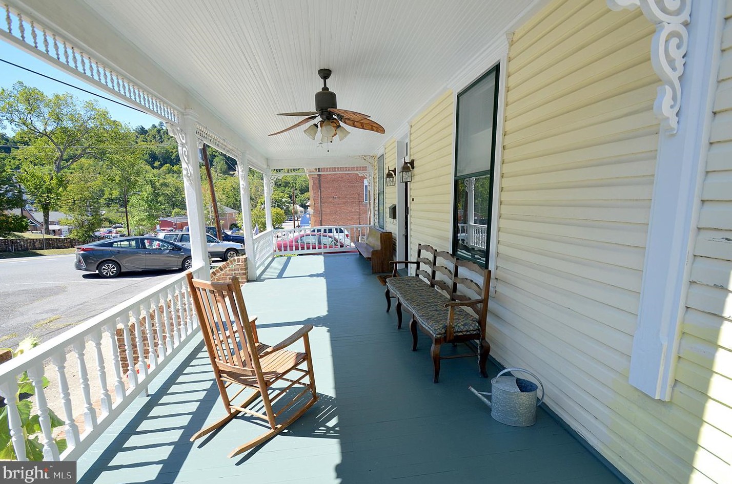 151 Fairfax St, Berkeley Springs WV  25411-3237 exterior