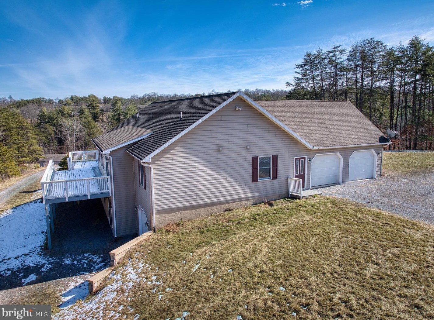 345 Journey Ln, Berkeley Springs WV exterior