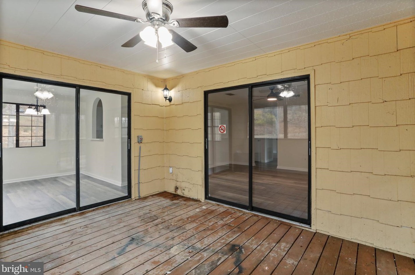 406 Feather Bed Ln, Hedgesville WV 25427-5292 exterior