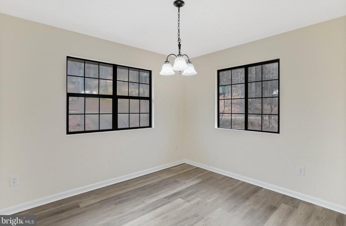 406 Feather Bed Ln, Hedgesville WV 25427-5292 exterior