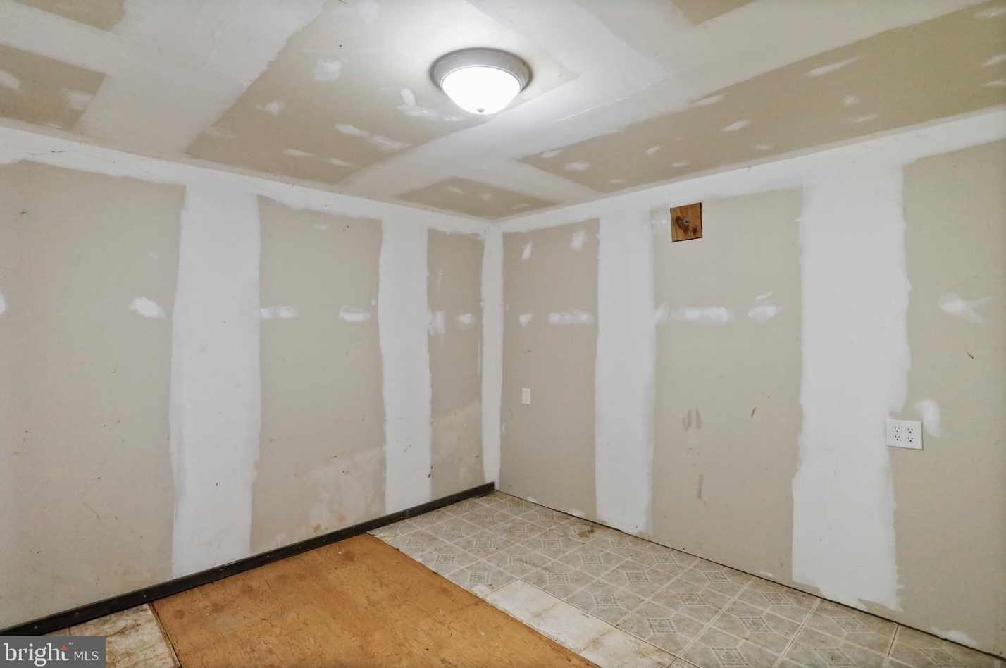 406 Feather Bed Ln, Hedgesville WV 25427-5292 exterior