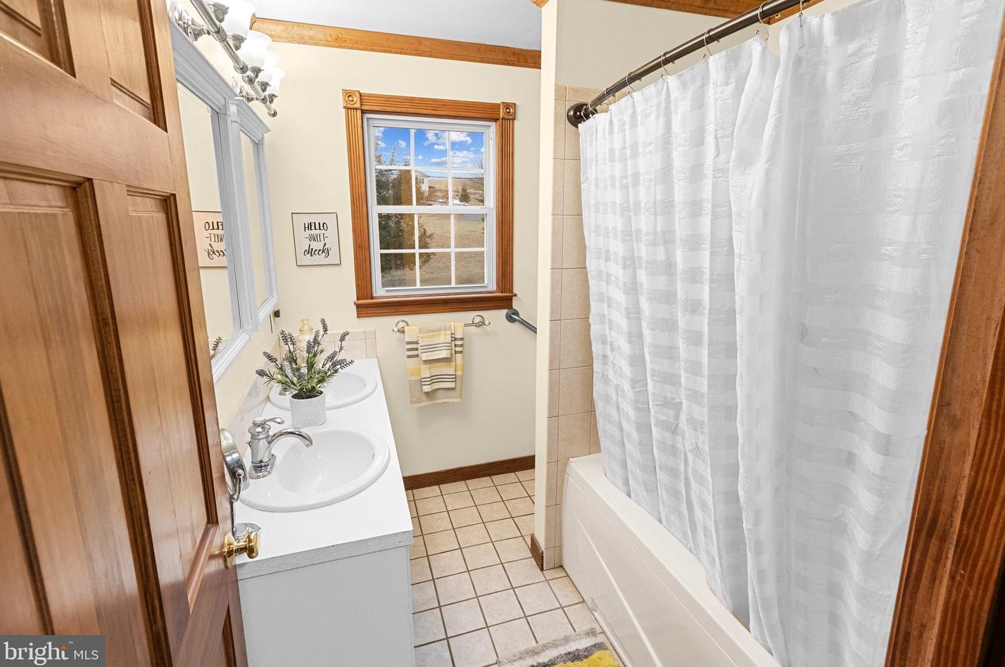 48 Calvin Unger Ln, Berkeley Springs WV 25411-5181 exterior