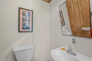 40 Winchester St, Paw Paw, WV 25434 - Photo 13