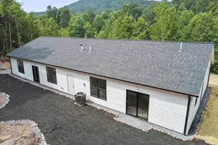 393 Victory Ln, Hedgesville, WV 25427 - Photo 21