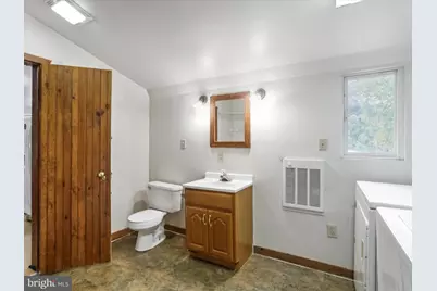 739 Harrison Avenue, Berkeley Springs, WV 25411 - Photo 13