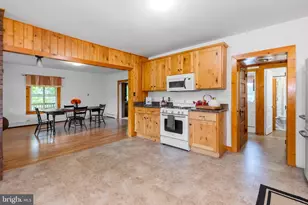 2485 Potomac Rd, Berkeley Springs, WV 25411 - Photo 9