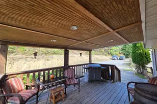 193 Idris Ln, Berkeley Springs, WV 25411 - Photo 15
