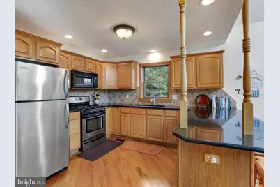 286 Colonial Drive, Berkeley Springs, WV 25411 - Photo 13