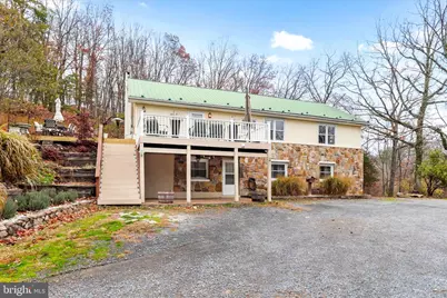 571 Martinsburg Road, Berkeley Springs, WV 25411 - Photo 3