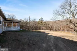 162 Twin Fox Ln, Berkeley Springs, WV 25411 - Photo 43