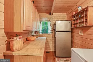 333 Rouse Mountain Rd, Great Cacapon, WV 25422 - Photo 11