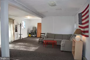 1417 Mountainside, Berkeley Springs, WV 25411 - Photo 17