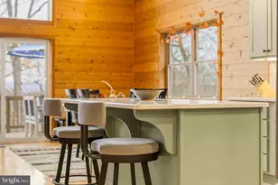 388 Bobcat Dr, Berkeley Springs, WV 25411 - Photo 11