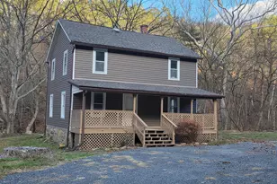2128 Sir Johns Run Rd, Berkeley Springs, WV 25411 - Photo 3